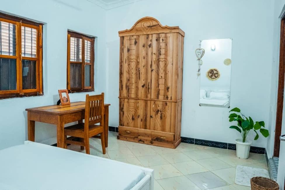Nomad Cave- Stonetown Hotel Zanzibar Exterior foto