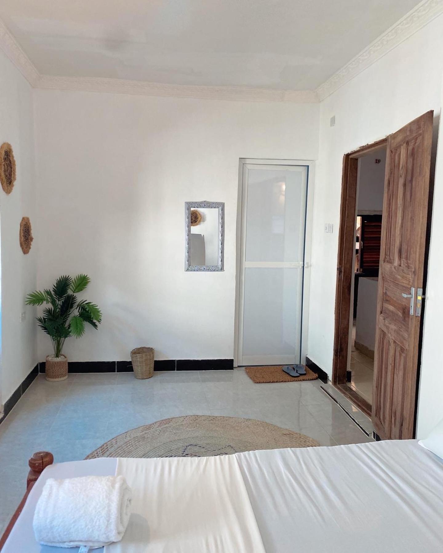 Nomad Cave- Stonetown Hotel Zanzibar Exterior foto
